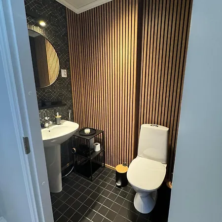 Alicia, Oma 85 M2 Talo, Ilmastointi Villa *